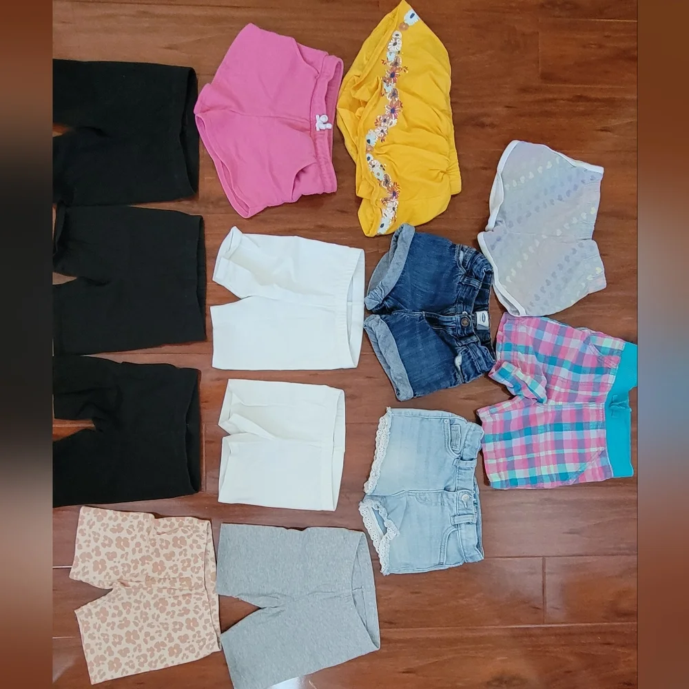 Girls shorts bundle - Picture 6 of 9